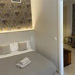 Mona 3 * L' Escala