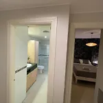 Mona 3 L' Escala