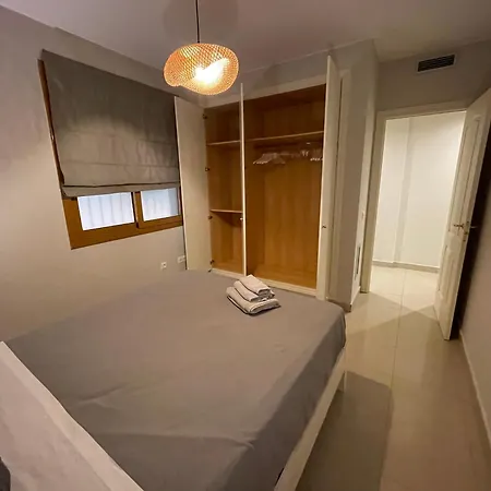 Mona 3 L' Escala